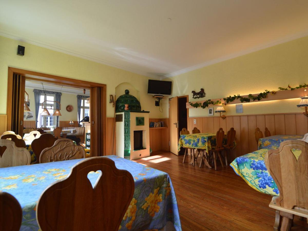 Classy Holiday Home In Uerzig Near Forest Cameră foto